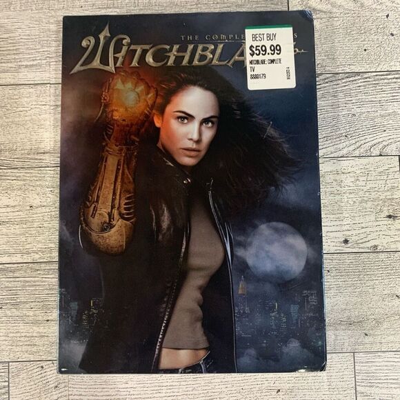 Witchblade The Complete Series DVDs 7 Disc Box Set‎ Yancy Butler 1122 Minutes - Picture 1 of 2